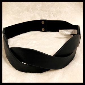 YIK FUNG | Black Braided Stretch Belt